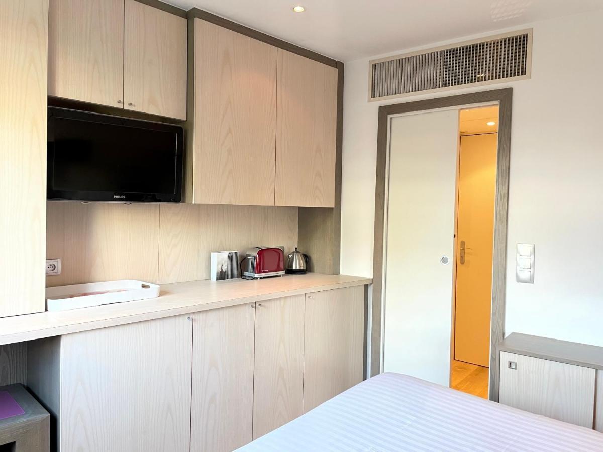 Chambre Idealement Situee A 50M De La Croisette Cannes Bagian luar foto