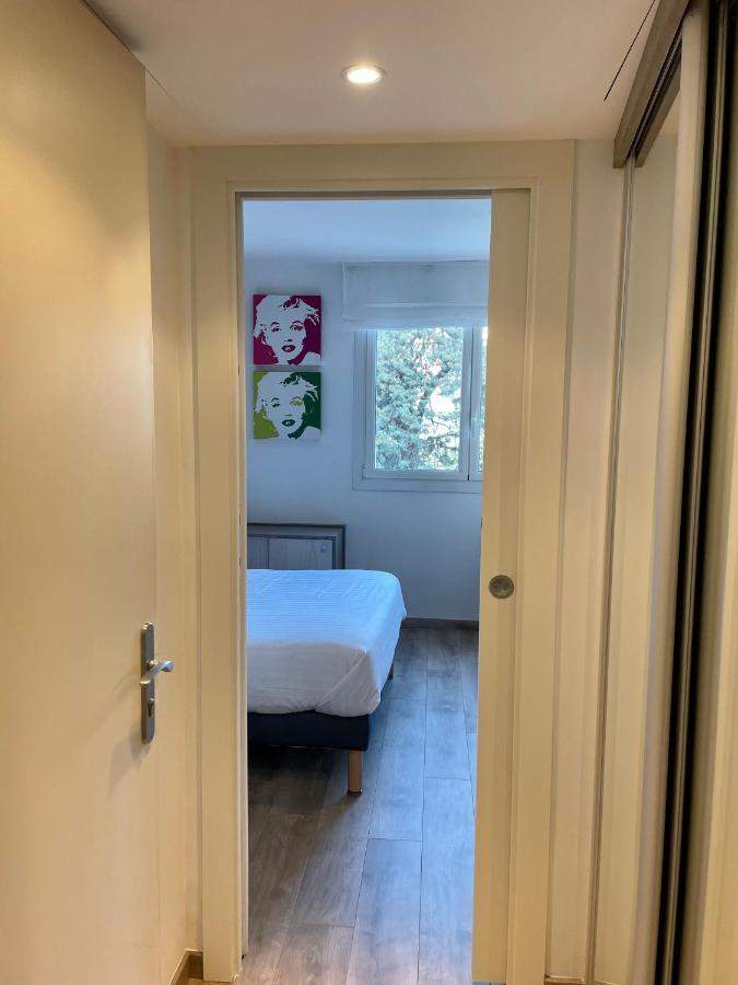 Chambre Idealement Situee A 50M De La Croisette Cannes Bagian luar foto